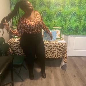 Meet your Posher, Britt